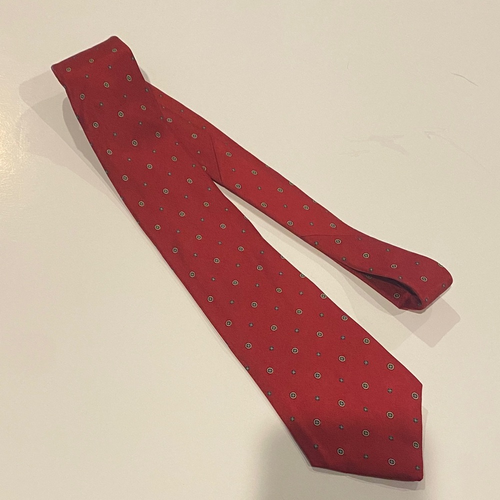 Elegant Red Polka Dot Tie
